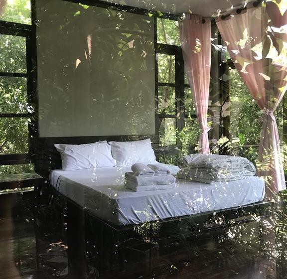 339 Hotels & Resort 14