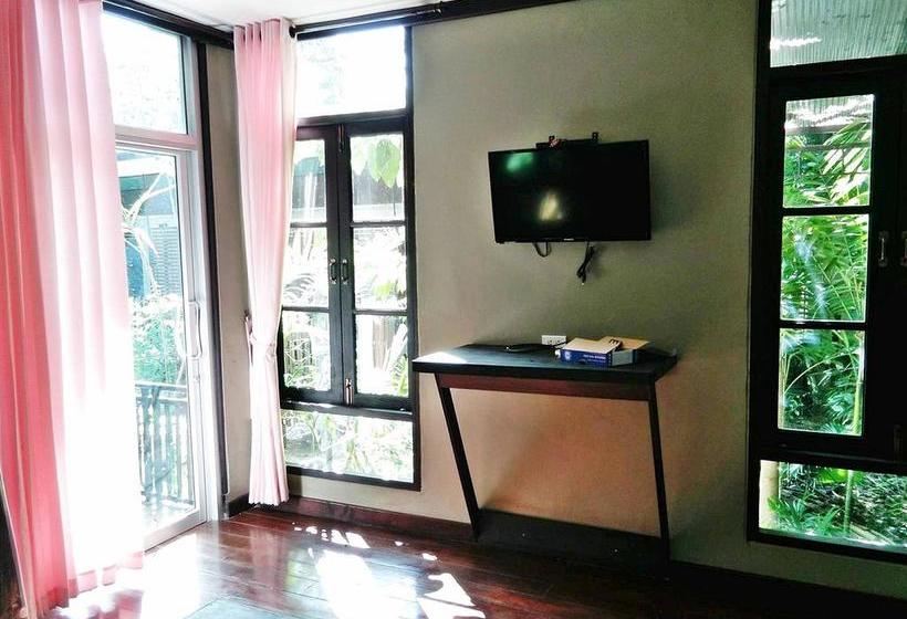 339 Hotels & Resort 6