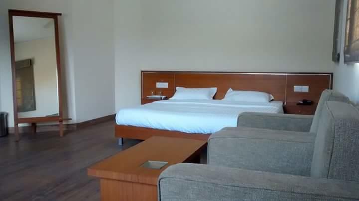 Resort Awara Group 7