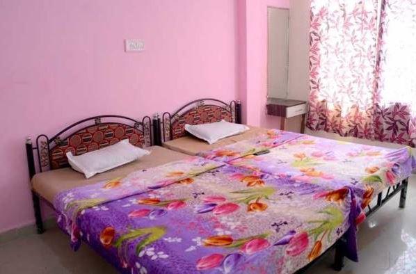 Hotel Jadav And Natraj Dinning Hall 9