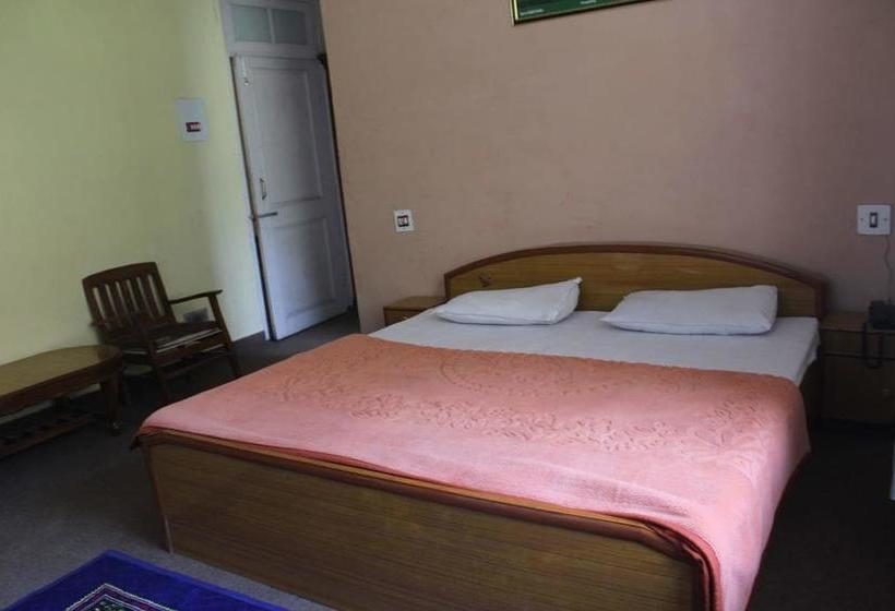 Hotel Woodline Regency 12