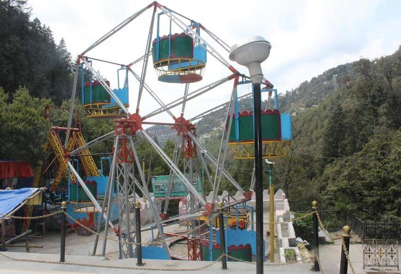 Hotel Woodline Regency 18