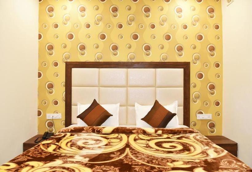 Hotel Hollywood Heightsind 1