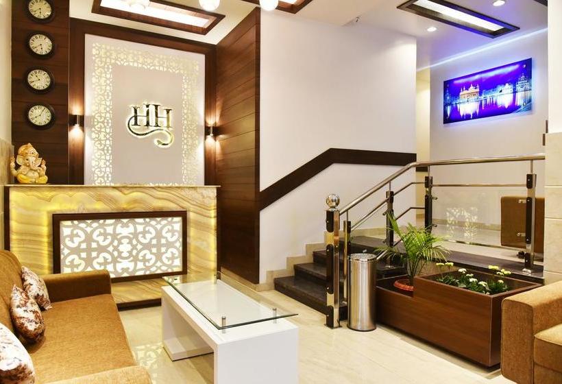 Hotel Hollywood Heightsind 13