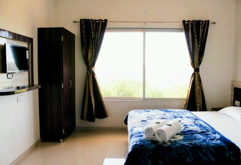 Hotel Vartak Villas 13