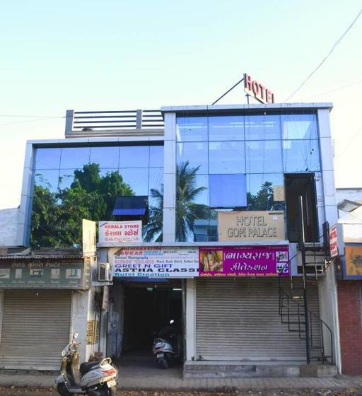 Hotel Gopi Palace 16