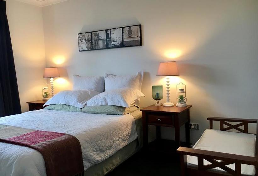 Bed and Breakfast Quiet Cul De Sac Stay 12