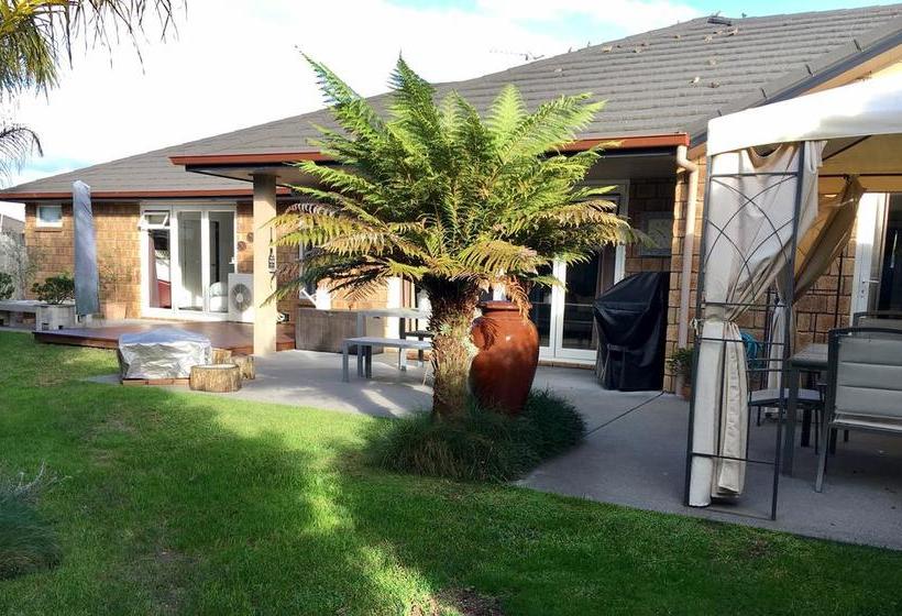 Bed and Breakfast Quiet Cul De Sac Stay 3