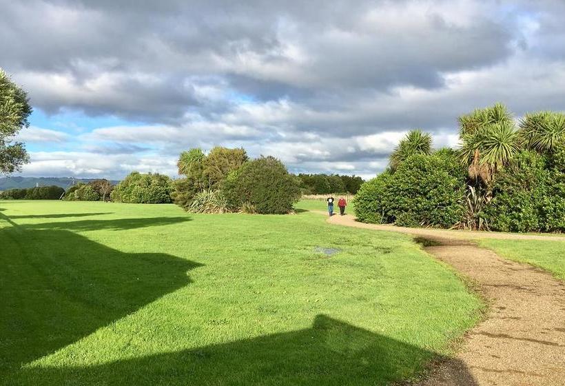 Bed and Breakfast Quiet Cul De Sac Stay 5