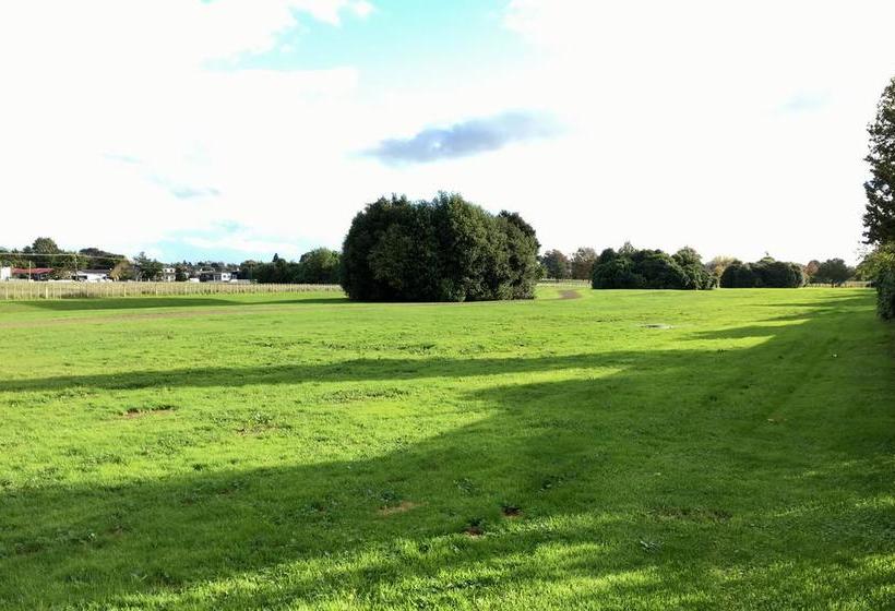 Bed and Breakfast Quiet Cul De Sac Stay 6