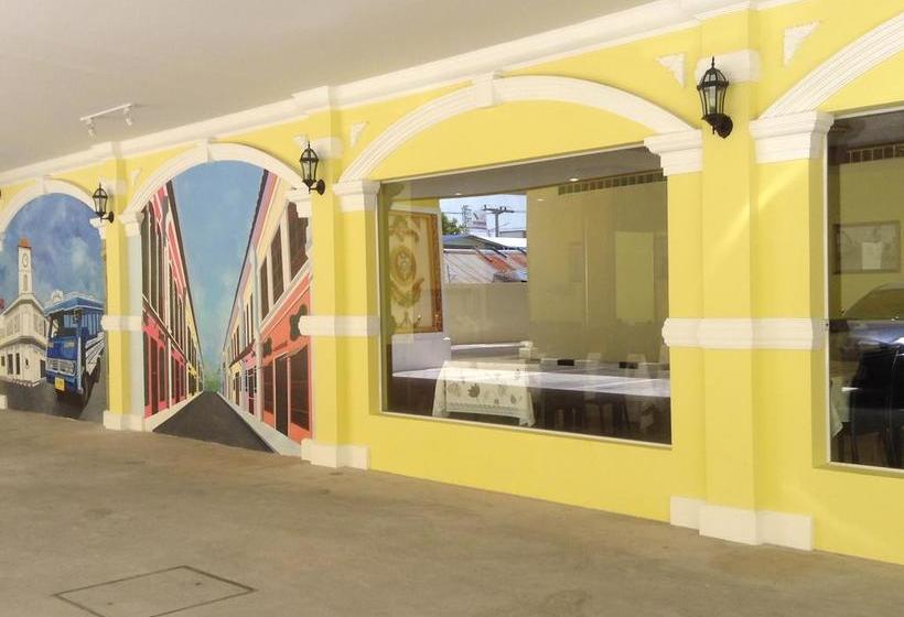 Hotel Phuket Chinoinn 10