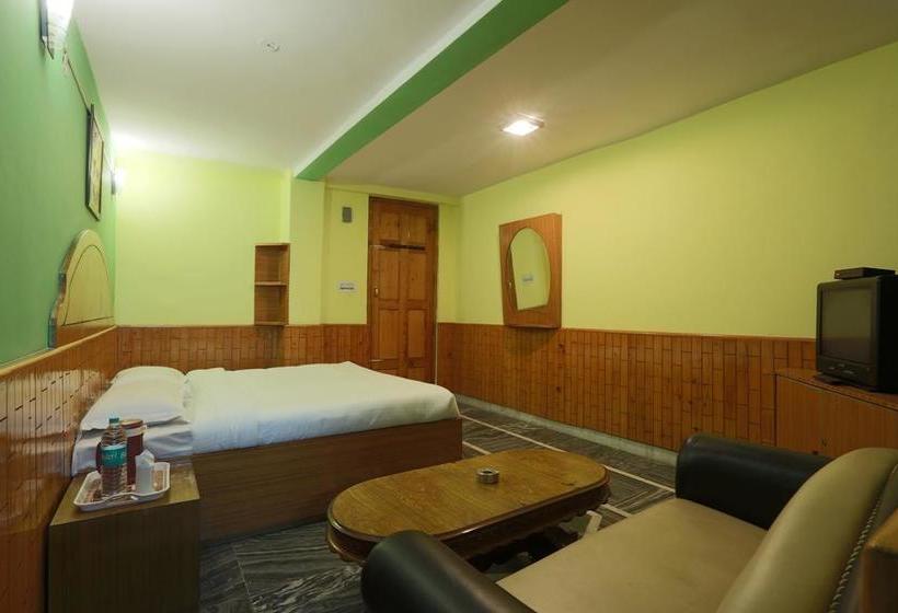 Hotel Orchid View Resort 9