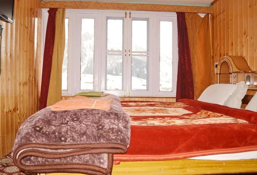 Hotel Glacier Heights 19