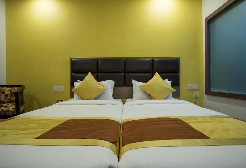 Hotel Cosmopolitan 12