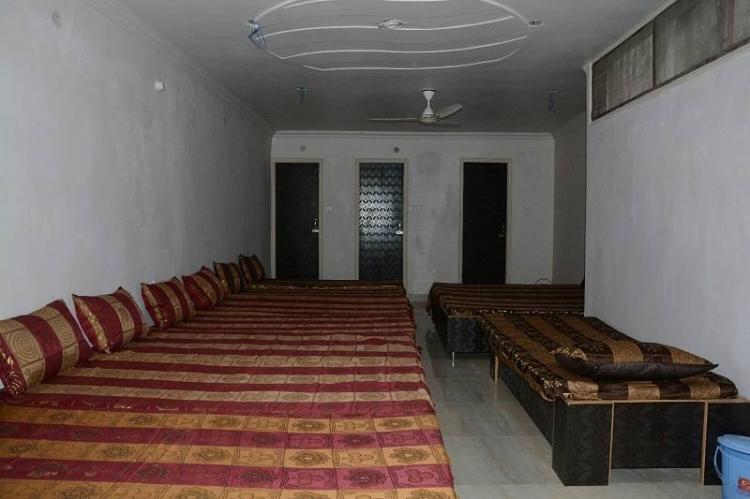 Hotel Shree G Inn 4