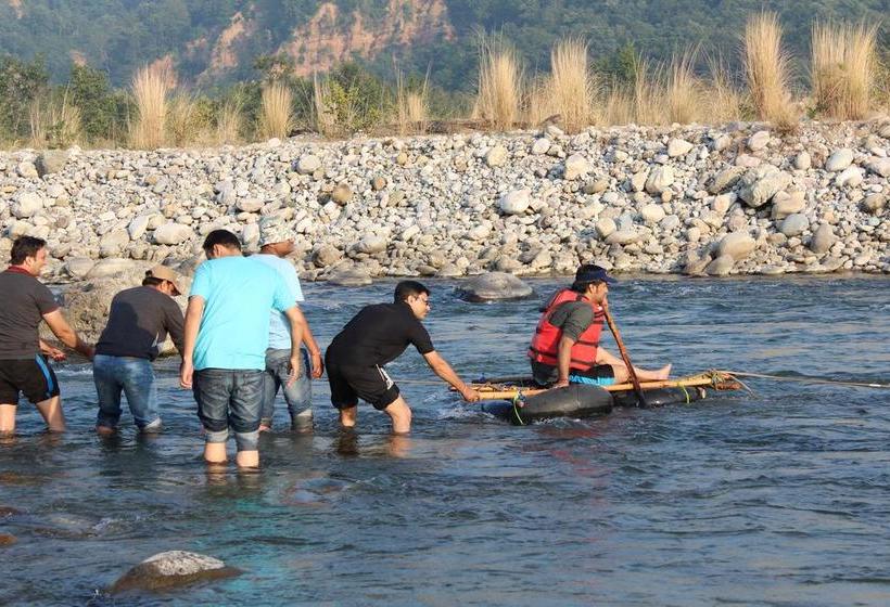 Resort Vanya River Lodge Garjiya Uttarakhand