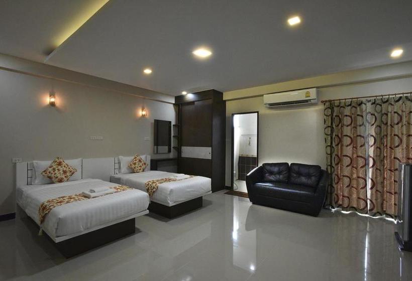 Hotel Gold Airport Suites 11