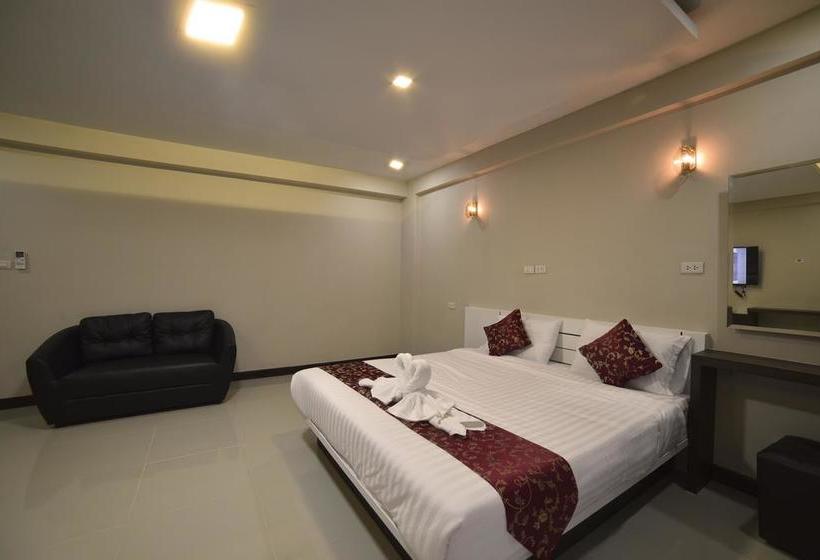 Hotel Gold Airport Suites 17