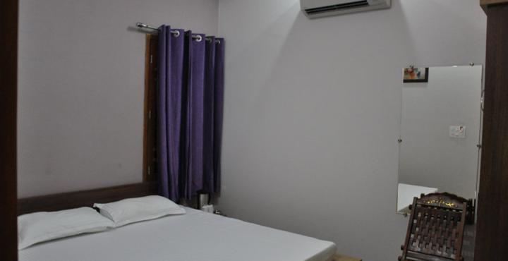 Ashoka Hotel & Restaurant 3