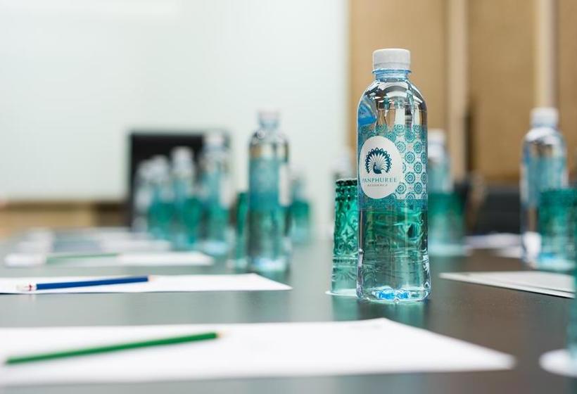 Hotel Panphuree Residence 18