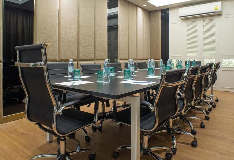 Hotel Panphuree Residence 19