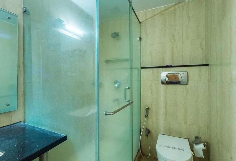 Hotel Leela Pavilion 6