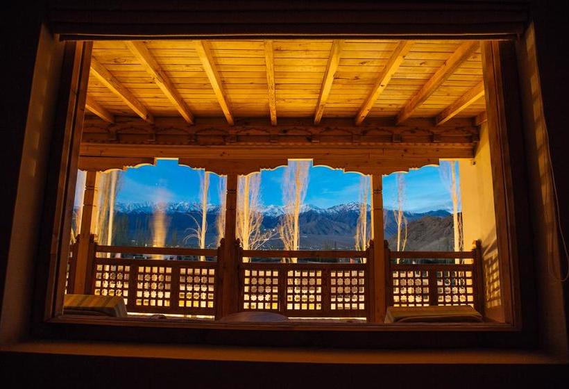 Ladakh Sarai Resort