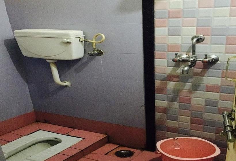 Hotel Shree Vidhichad Dharamshala Gwalior 12