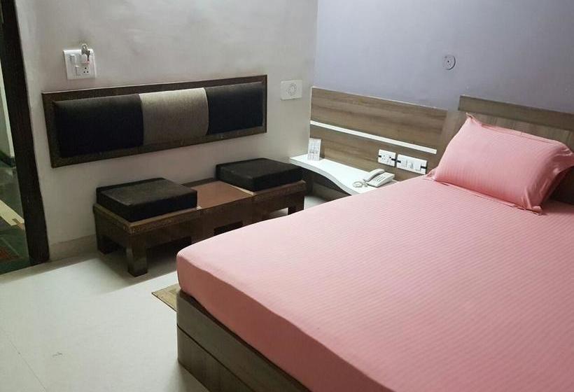 Hotel Shree Vidhichad Dharamshala Gwalior 7