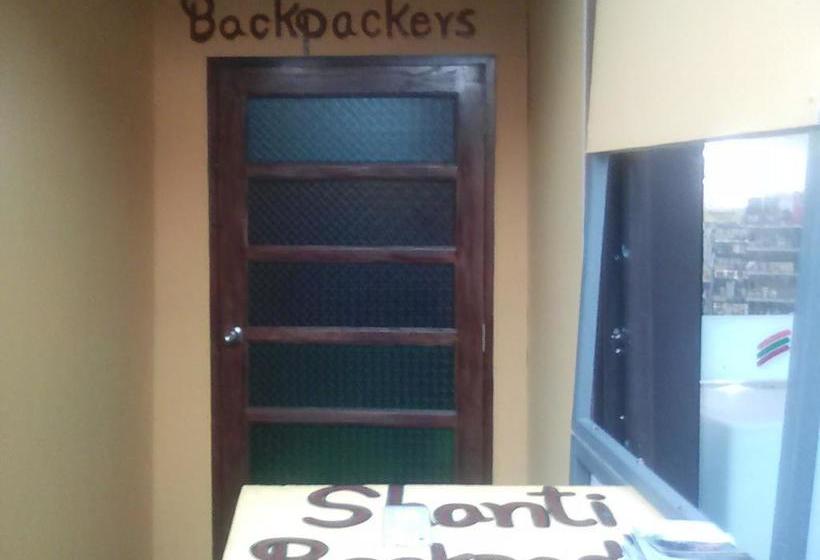 Hostel Shanti Backpacker 10