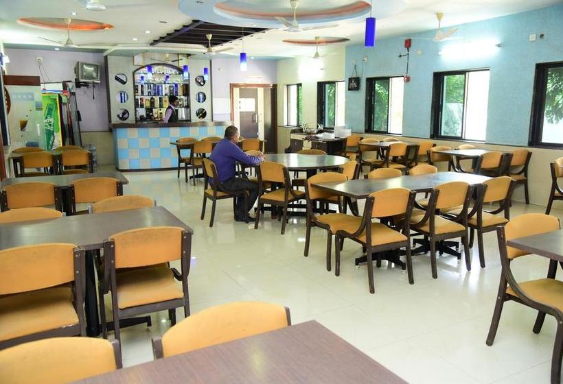 Hotel River Touch Resort 9