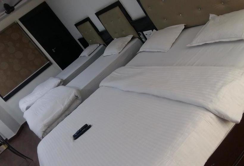 Hotel Rajnandani Residency 14