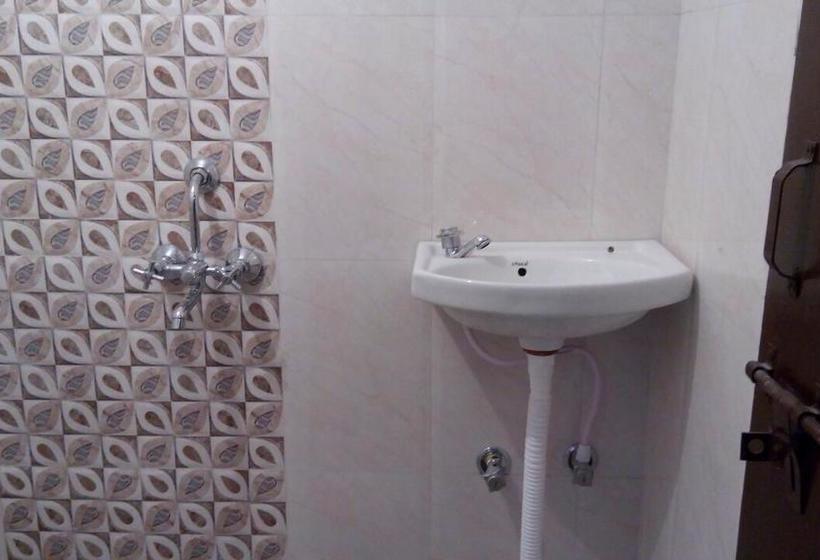 Hotel Karma Guest House 12