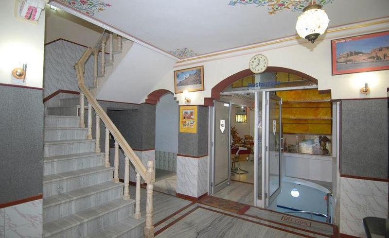 Hotel Babu Heritage 14