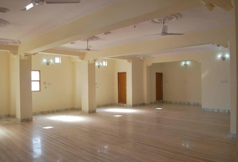 Hotel Babu Heritage 7