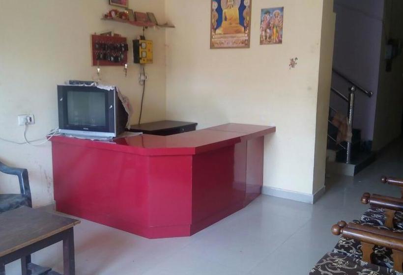 Hotel Ishika Residency 5