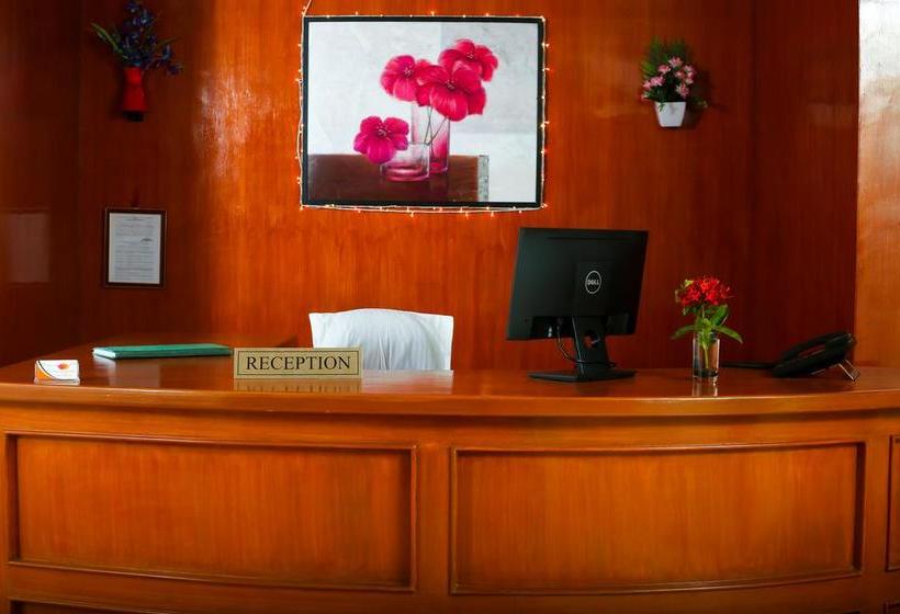 Hotel Tanishq Park 6