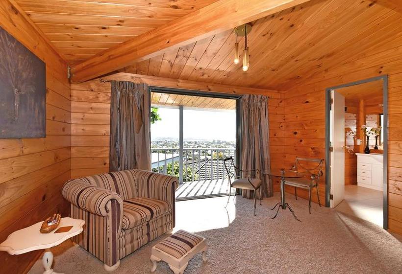 Bed and Breakfast The Treehouse 14