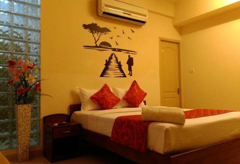 Hotel Pleasant Moments 1