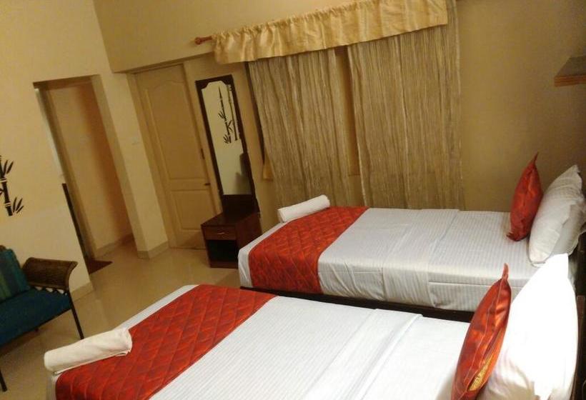 Hotel Pleasant Moments 15