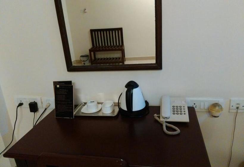 Hotel Pleasant Moments 17