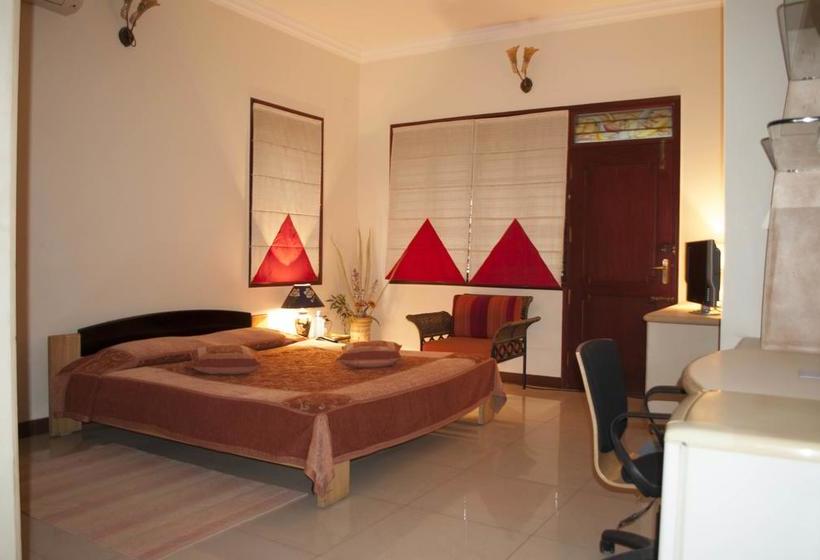 Hotel Pleasant Moments 7