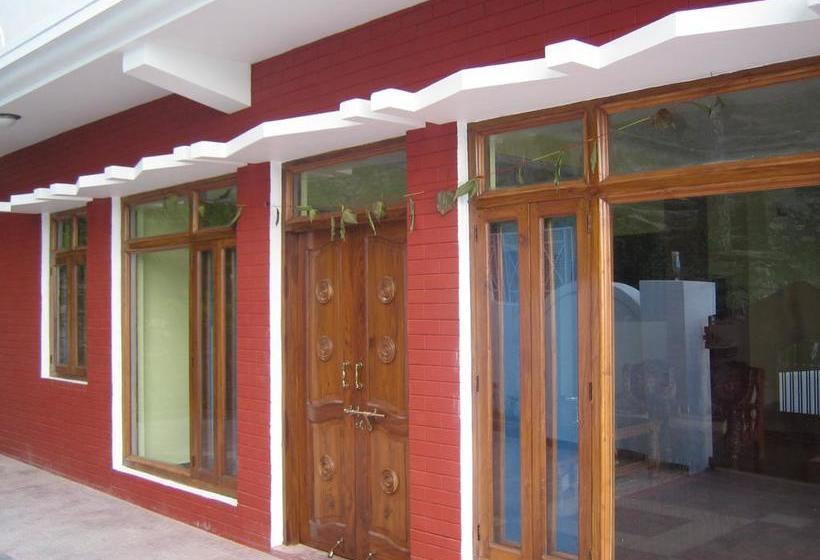 Bed and Breakfast Chandruma Cottage 5