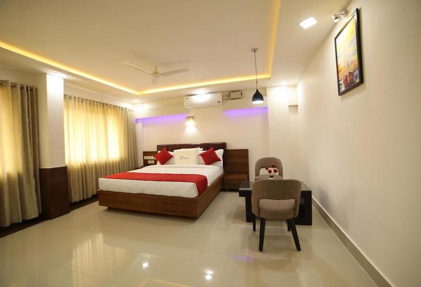 Hotel Soorya Castle 15