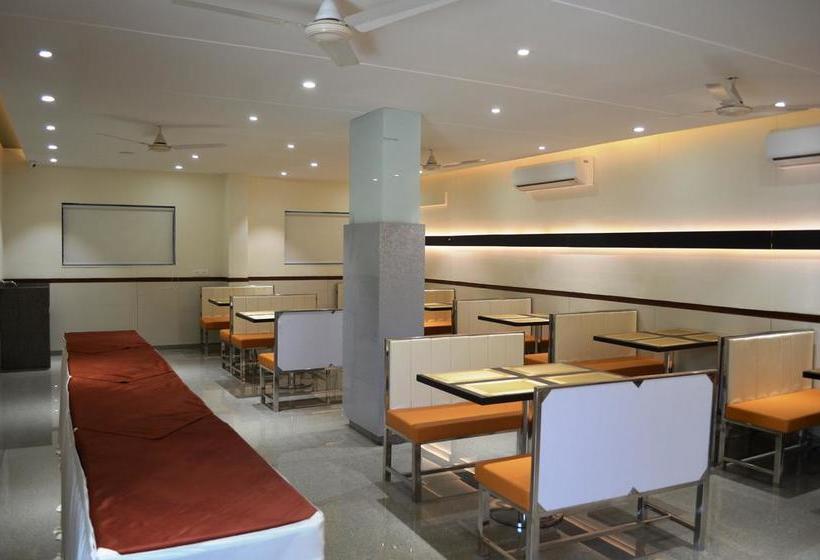 Hotel Ashray Inn Express 11