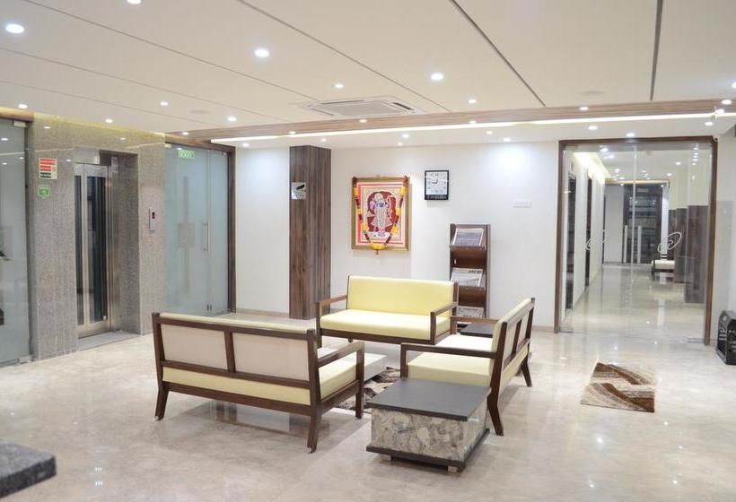 Hotel Ashray Inn Express 5