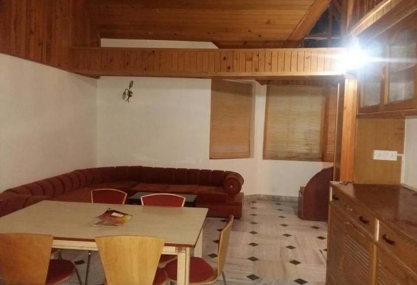 Hotel Paradise Chateau 4