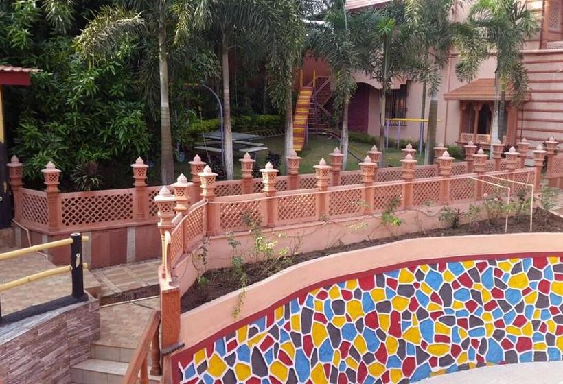 Resort Santosh Villas 2