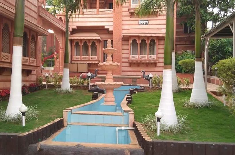 Resort Santosh Villas 7