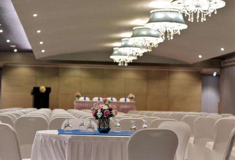 Hotel The Baroda Residency 16